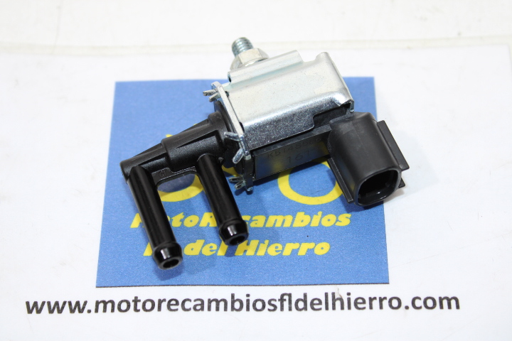 valvula-solenoide-evaporacion-kawasaki-ninja-650-abs-2021-161260705 (1)