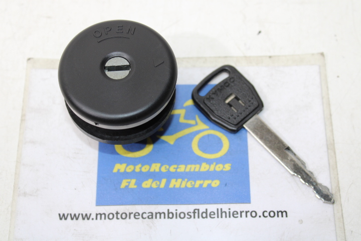 17620LEA7315M1-cerradura-tapon-deposito-gasolina-kymco-k-xct-125 (1)