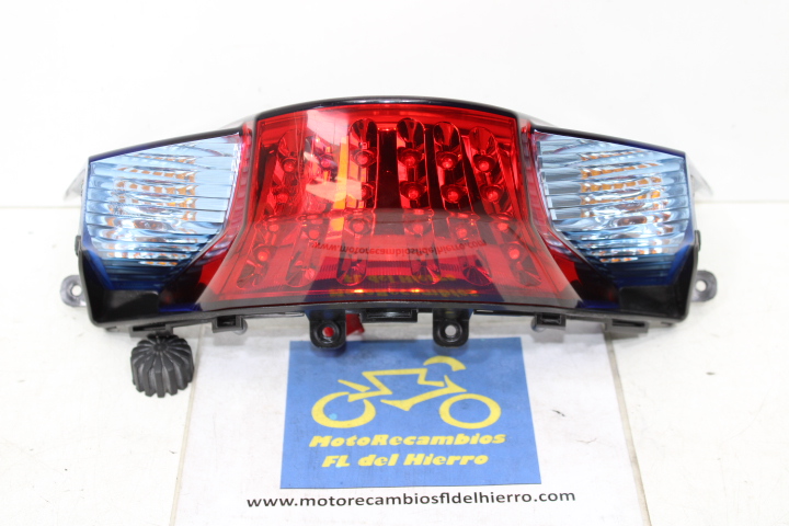 33700LKG7E00-piloto-trasero-luz-freno-intermitentes-kymco-k-xct-125 (1)