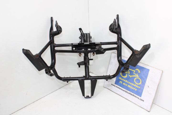 64315LKG7E00-araña-soporte-frontal-kymco-k-xct-125 (1)