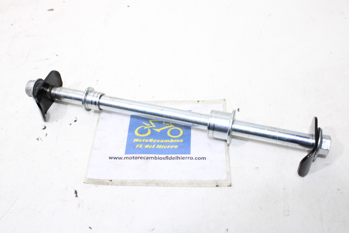 eje-rueda-trasera-zontes-custom-125c-2024-1096500-004000 (1)