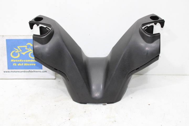 cubre-manillar-kymco-super-dink-300i-2009-2015-53205LEA7E00N1R-53206LEA7E00N1R (1)