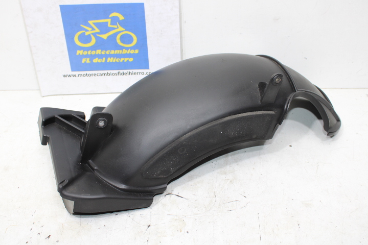 guardabarros-rueda-trasera-kymco-super-dink-300i-2009-2015-80100LEA7E00N1R (1)