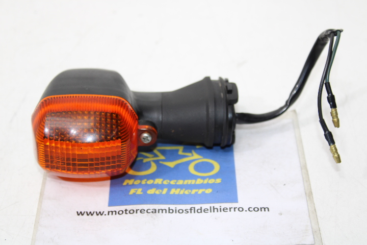 intermitente-delantero-derecho-yamaha-fzs-1000-fazer-1c28-2005-5DM833200000 (1)