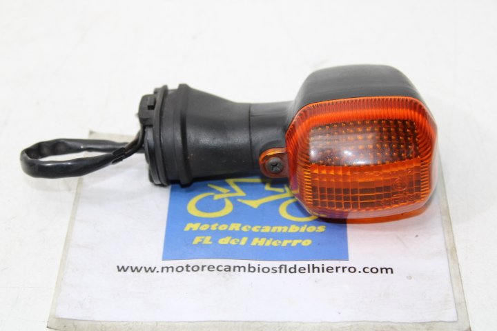 intermitente-delantero-izquierdo-yamaha-fzs-1000-fazer-1c28-2005-5DM833100000 (1)