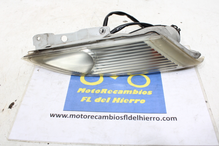 intermitente-delantero-izquierdo-yamaha-majesty-yp400-2004-5RU833100000 (1)