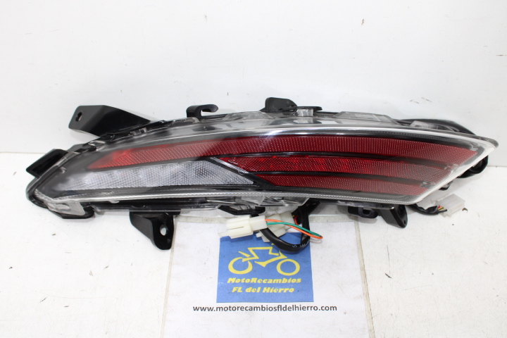 piloto-trasero-intermitente-izquierdo-zontes-125d-2023-1176100-002000 (1)