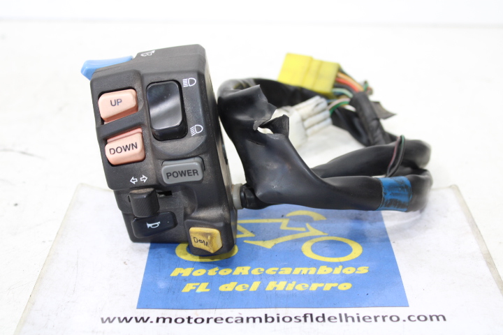 piña-izquierda-conmutador-luces-suzuki-burgman-an650a-executive-3740010G21000 (1)