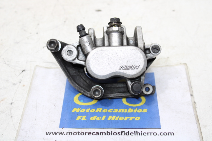 pinza-freno-delantera-izquierda-suzuki-burgman-an650a-executive-5930021E60999 (1)