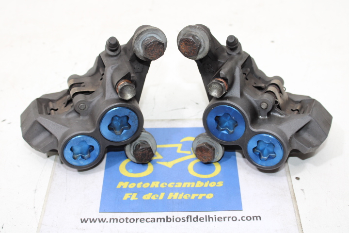 pinzas-freno-delantero-yamaha-fzs-1000-fazer-1c28-2005-5DM2580U0000-5DM2580T0000 (1)