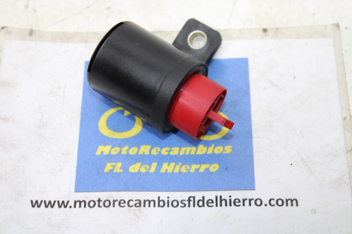 rele-intermitencia-kymco-super-dink-300i-2009-2015-38300LEA7E00 (1)