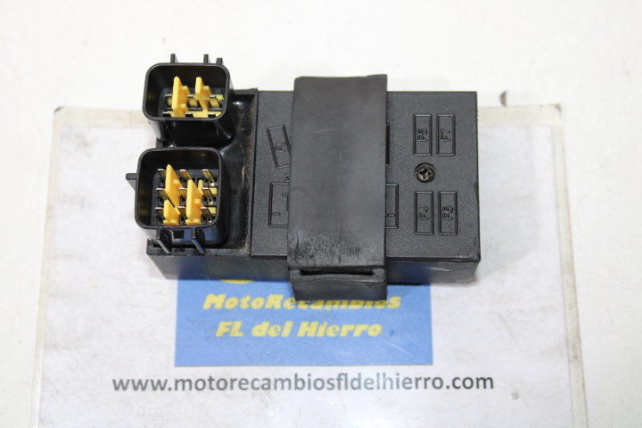 caja-fusibles-voge-650-dsx-2022-272800019-0001 (1)