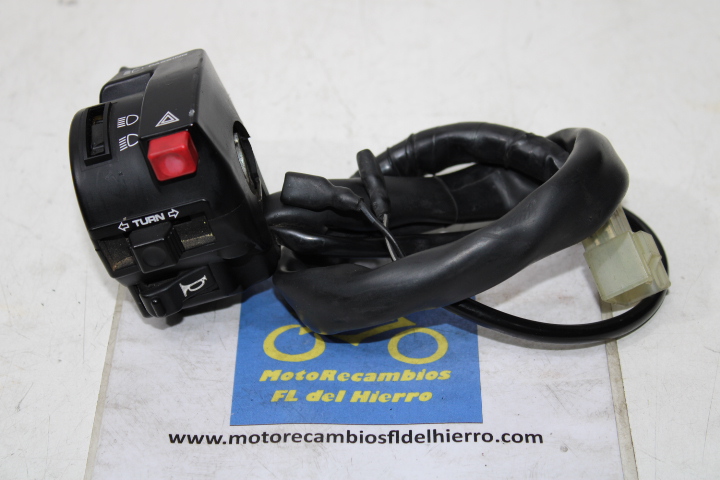 piña-izquierda-conmutador-luces-honda-cbr-1000-rr-sc57-2007-35200MELD21 (1)