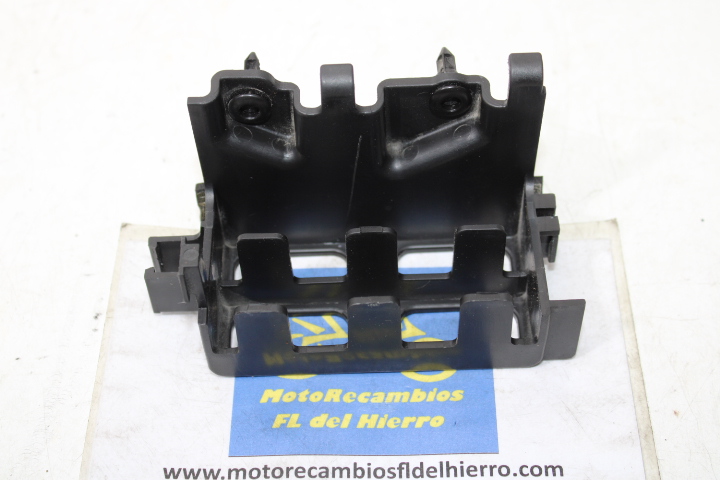 soporte-reles-zontes-125d-2023-1226400-020000 (1)