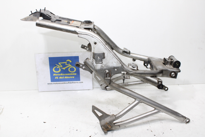 subchasis-yamaha-fz6-s1-fazer-2005-5VX211900100 (1)