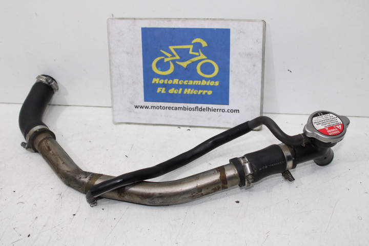 tapon-tubo-radiador-honda-cbr-1000-rr-sc57-2007-19037GEE710-19039MEL003-19509MELD20 (1)