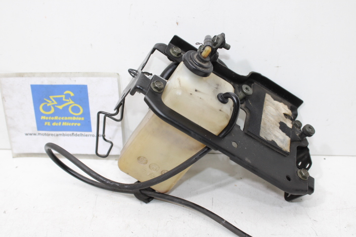 vaso-expansion-soporte-yamaha-fz6-s1-fazer-2005-5VX218710000-5VX218750000-5VX218730000 (1)