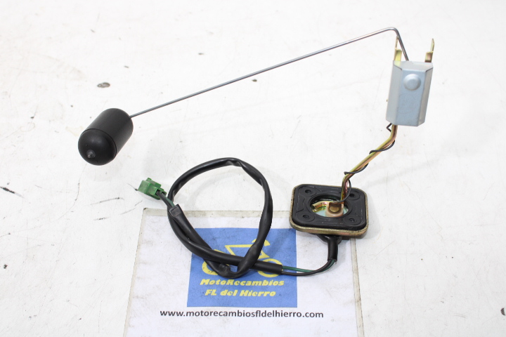 aforador-indicador-nivel-gasolina-yamaha-tmax-xp500-carburacion-2001-5GJ857520000 (1)