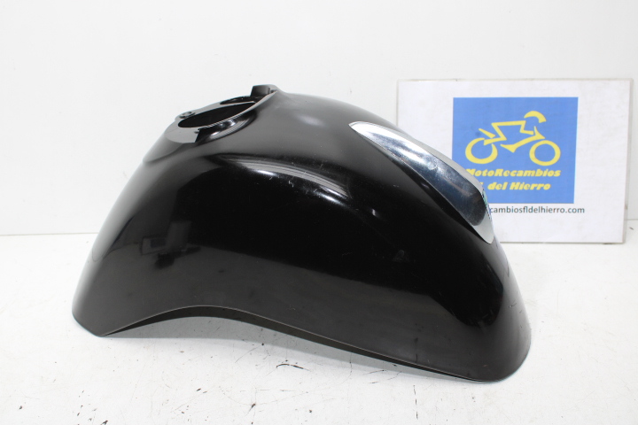 aleta-guardabarros-delantero-piaggio-vespa-gts-250-ie-e3-2005-651029 (1)
