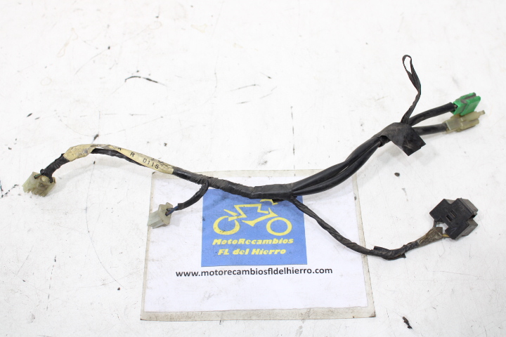cableado-faro-izquierdo-yamaha-tmax-xp500-carburacion-2001-5GJ843591000 (1)