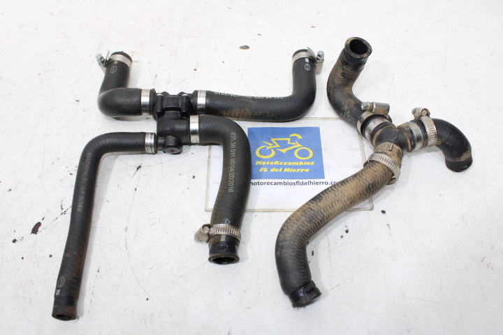 caja-termostato-manguitos-beta-enduro-rr-350-4t-2017-031.39.014.80.00-020.39.020.00 (1)