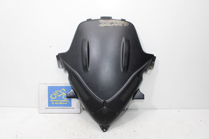 carenado-panel-trasero-cupula-yamaha-tmax-xp500-carburacion-2001-5GJ2836L0000 (1)
