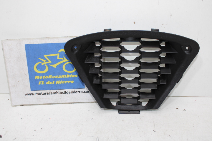 carenado-rejilla-radiador-honda-forza-350-2025-64521K1BT00 (1)