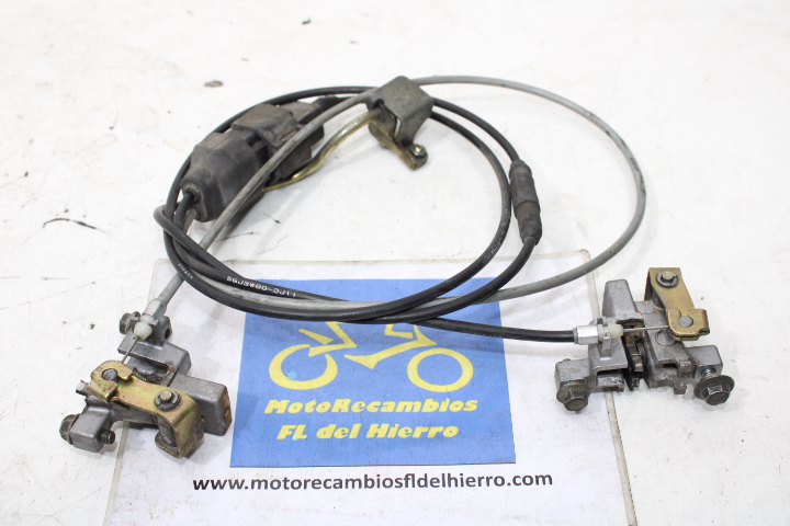 cierres-asiento-yamaha-tmax-xp500-carburacion-2001-5GM247800100-5GJ2478E0000-5GJ2473W1000-5GJ2473W0000 (1)