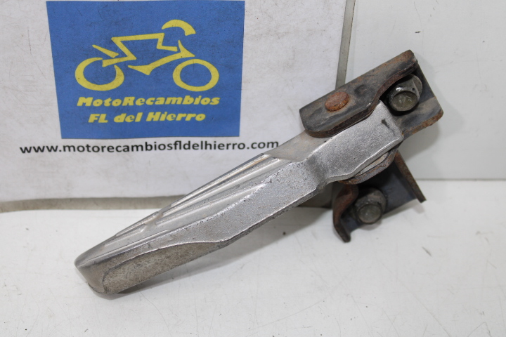 estribera-trasera-derecho-sym-symphony-125s-e3-2015-50710APA000 (1)
