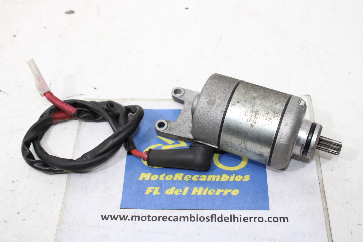 motor-de-arranque-mitsuba-sm-14-piaggio-vespa-gts-250-ie-e3-2005-58218R5-639028 (1)
