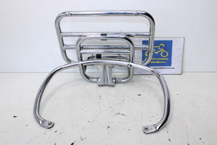 parrilla-portaequipajes-trasero-piaggio-vespa-gts-250-ie-e3-2005-1B002106-623977 (1)
