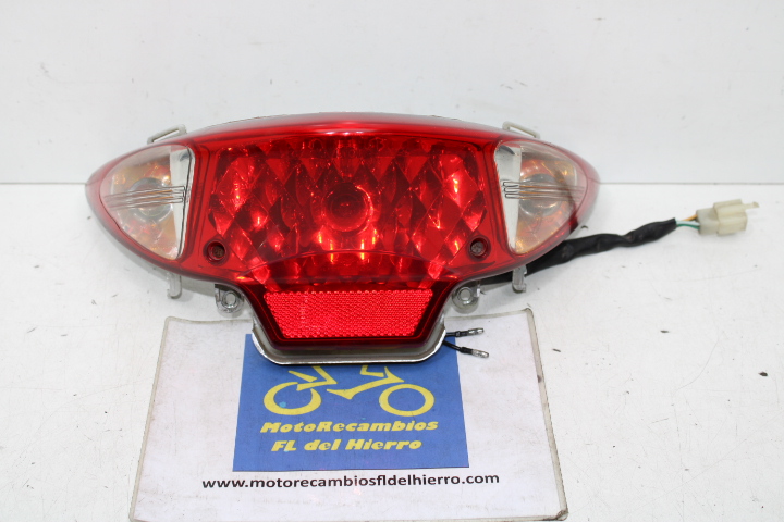 piloto-trasero-sym-symphony-125s-e3-2015-33700APA010 (1)
