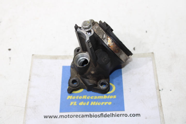 tobera-admisión-piaggio-vespa-gts-250-ie-e3-2005-875694 (1)