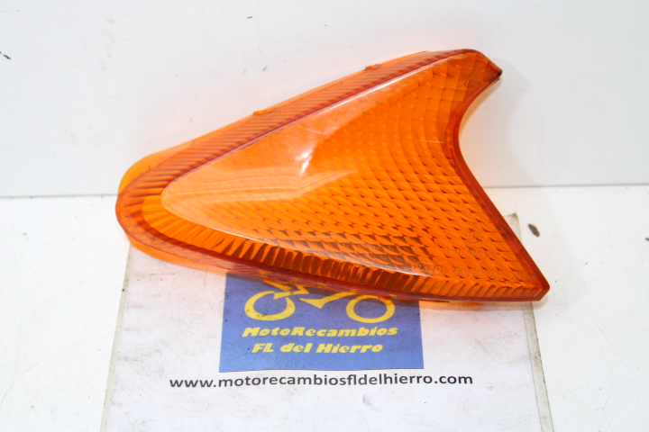 tulipa-intermitente-trasero-izquierdoo-yamaha-tmax-xp500-carburacion-2001-5GJ833320000 (1)