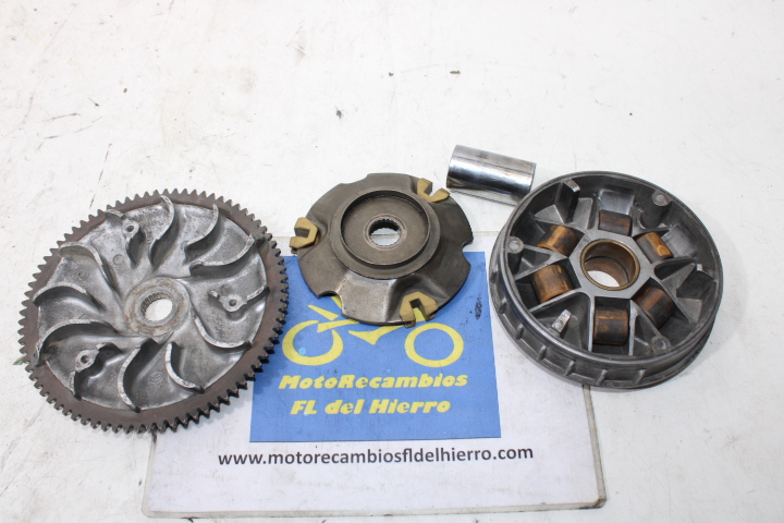 variador-original-piaggio-liberty-125-2v-e3-2012-CM144402-845607 (1)
