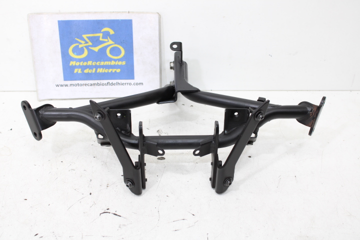 araña-soporte-frontal-kawasaki-er6f-abs-2014-110562062 (1)
