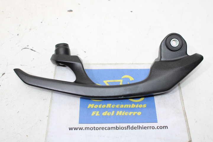 asidero-agarradera-derecha-pasajero-kawasaki-er6f-abs-2014-46075056618R (1)