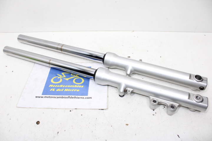 barras-suspension-horquilla-suzuki-vl250lc-intruder-51103-27F01-000-51104-27F01-000 (1)