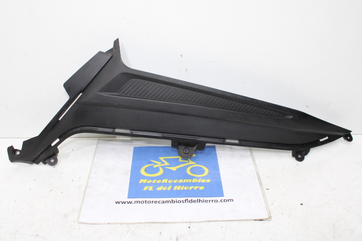 carenado-quilla-superior-izquierda-kymco-xciting-400-s-2020-83610ADG5E00N1R (1)