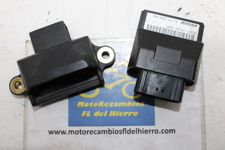 cdi-ecu-centralita-unidad-control-kymco-xciting-400-s-2020-3920AADG5E00 (1)