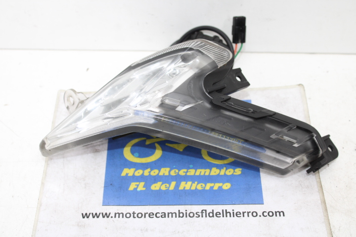 intermitente-delantero-izquierdo-kymco-xciting-400-s-2020-33450ADG5E00 (1)