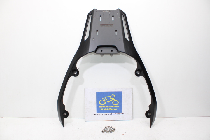 parrilla-trasera-asideros-portaequipajes-kymco-xciting-400-s-2020-81210-ADG5 (1)