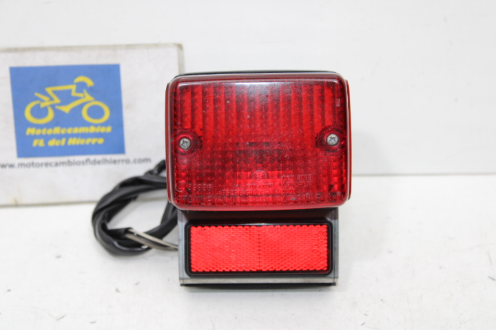 piloto-trasero-completo-suzuki-vl250lc-intruder-35710-27F00-000 (1)