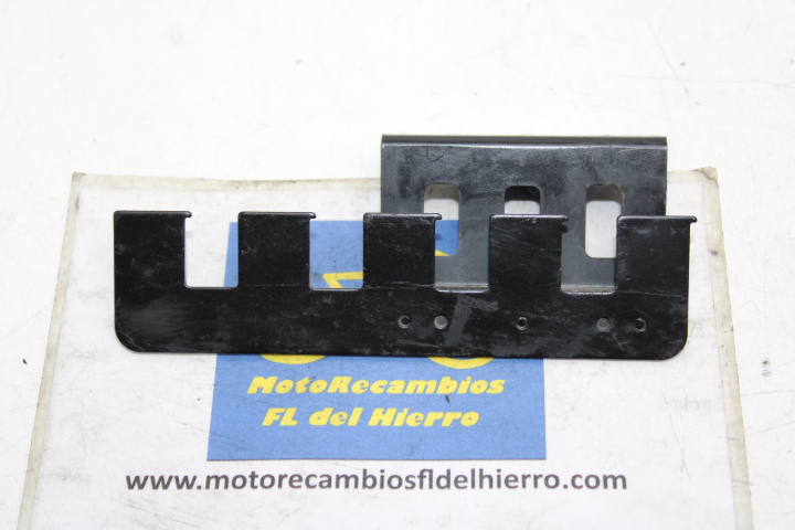 soporte-reles-kymco-xciting-400-s-2020-38509ADG5E00 (1)