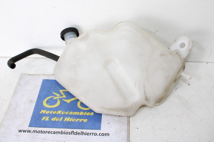 vaso-expansion-deposito-refrigerante-kymco-xciting-400-s-2020-19101ADG5E00-19210KKC4900 (1)