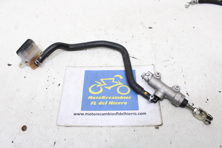 bomba-freno-trasero-suzuki-gladius-sfv-650-2013-6960044H00000-6948044H01000-6974018K00000 (1)