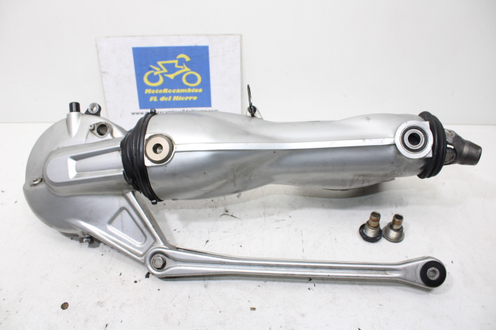cardan-grupo-trasero-basculante-bmw-r1150rt-2003-46512330429-26117655802-33172338126 (1)