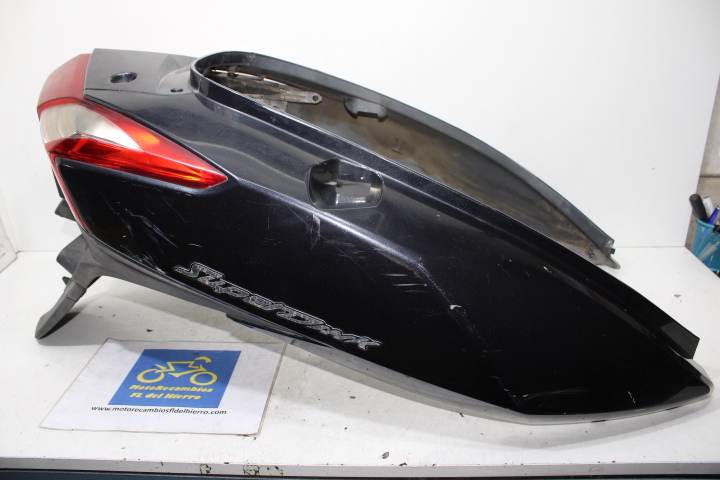 carenado-piloto-kymco-superdink-125-e3-83500LEA7E00N8P-83600LEA7E00N8P-83750LEA7E00N8P-83751LEA7E00NEP-33700LEA7E00 (1)