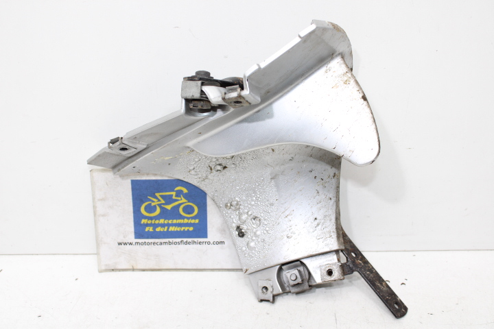 carenado-quilla-aireador-derecho-bmw-r1150rt-2003-46632313632-46632313674 (1)