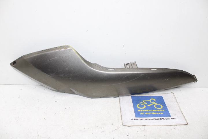 carenado-quilla-inferior-derecha-kymco-superdink-125-e3-83520LEA7E00YYP (1)